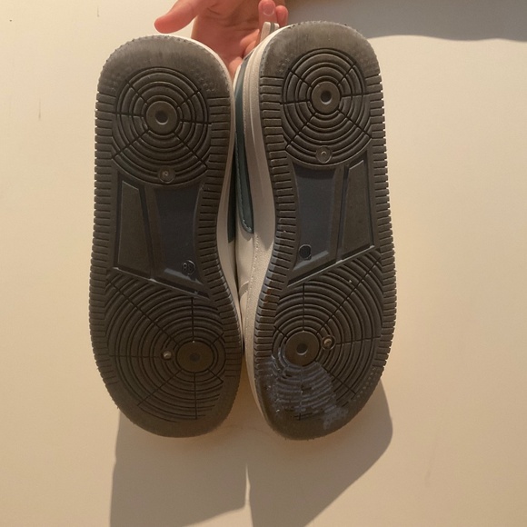 Women’s Spring Sneakers | Refresh - Picture 4 of 4